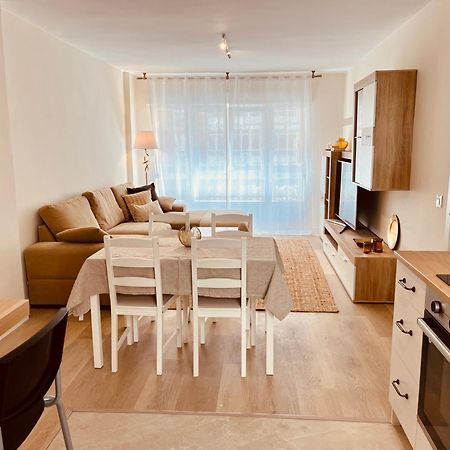Premio Real 18 Apartment Gijon Ngoại thất bức ảnh